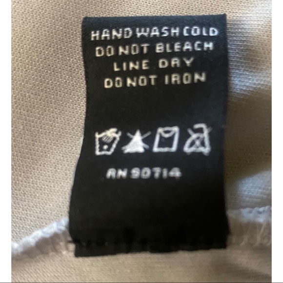 Prelude Metallic Silver Top, size Medium - Picture 12 of 12